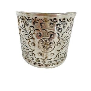 Unbranded Floral Repousse Cuff Bracelet Womens OS Silver Good Hammered Wide